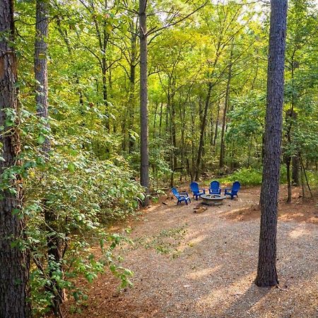 Stunning Luxury Cabin W Hot Tub And Fire Pit Holy Shiplap Is Perfect Romantic Couples Getaway Broken Bow Buitenkant foto