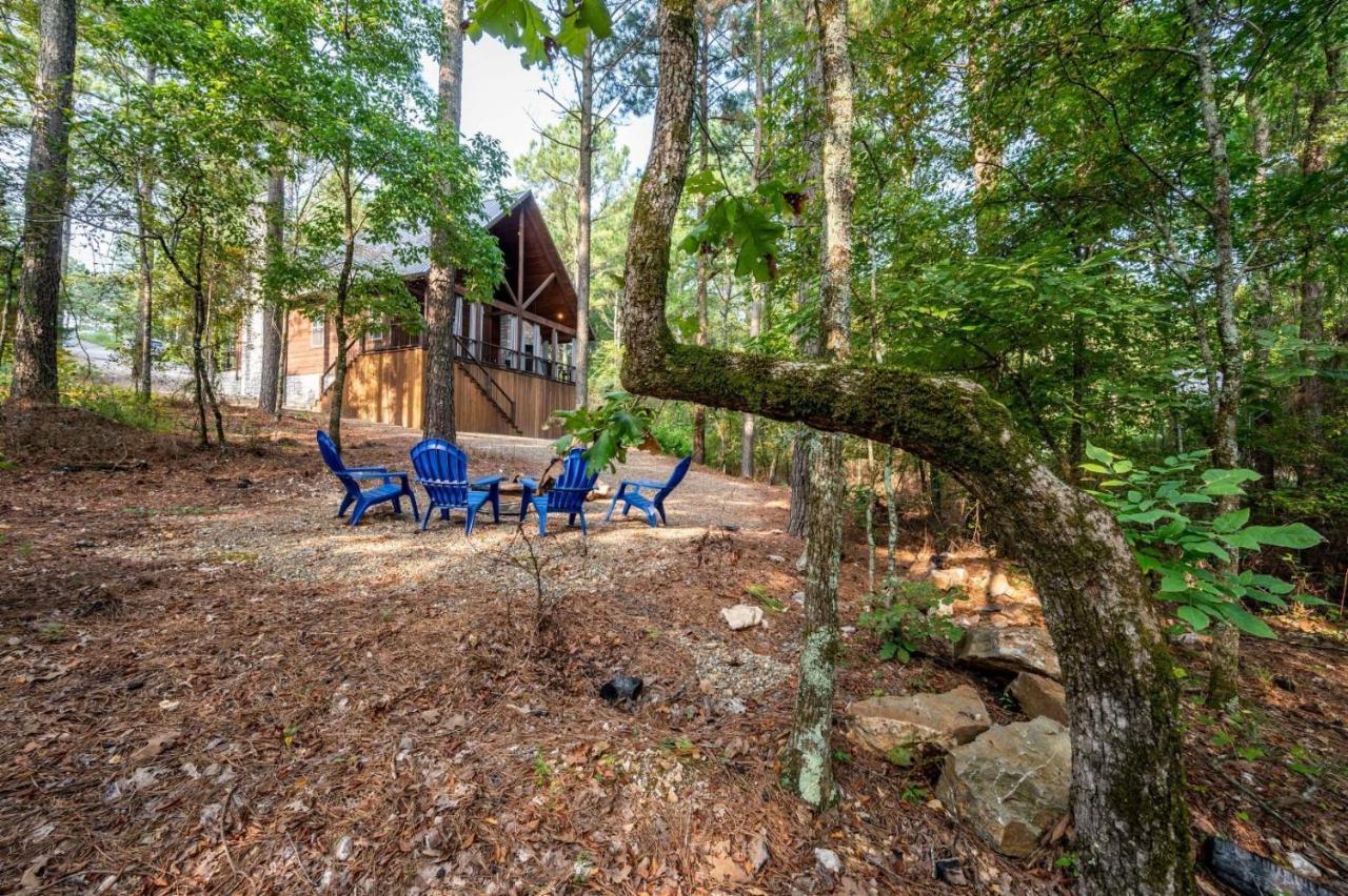 Stunning Luxury Cabin W Hot Tub And Fire Pit Holy Shiplap Is Perfect Romantic Couples Getaway Broken Bow Buitenkant foto