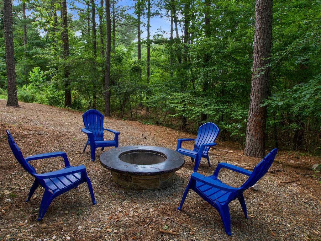 Stunning Luxury Cabin W Hot Tub And Fire Pit Holy Shiplap Is Perfect Romantic Couples Getaway Broken Bow Buitenkant foto